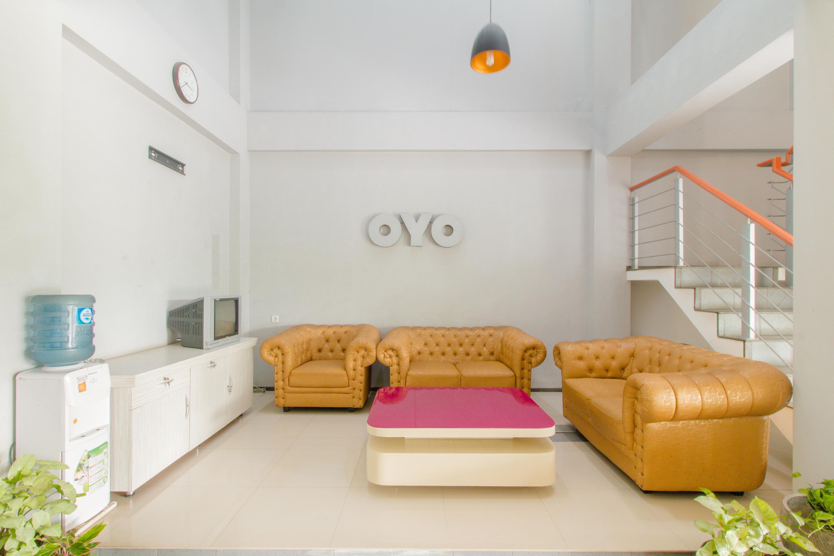 Hotel Oyo 871 Aira Costel Cianjur Exterior foto