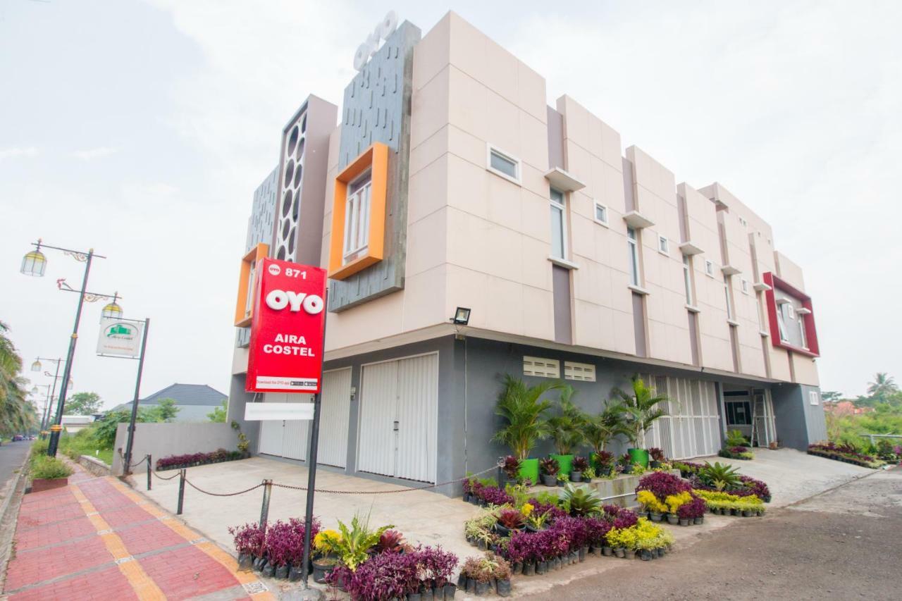 Hotel Oyo 871 Aira Costel Cianjur Exterior foto